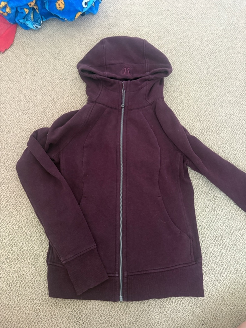 Lululemon full zip scuba hoodie Deep Plum size xs/s